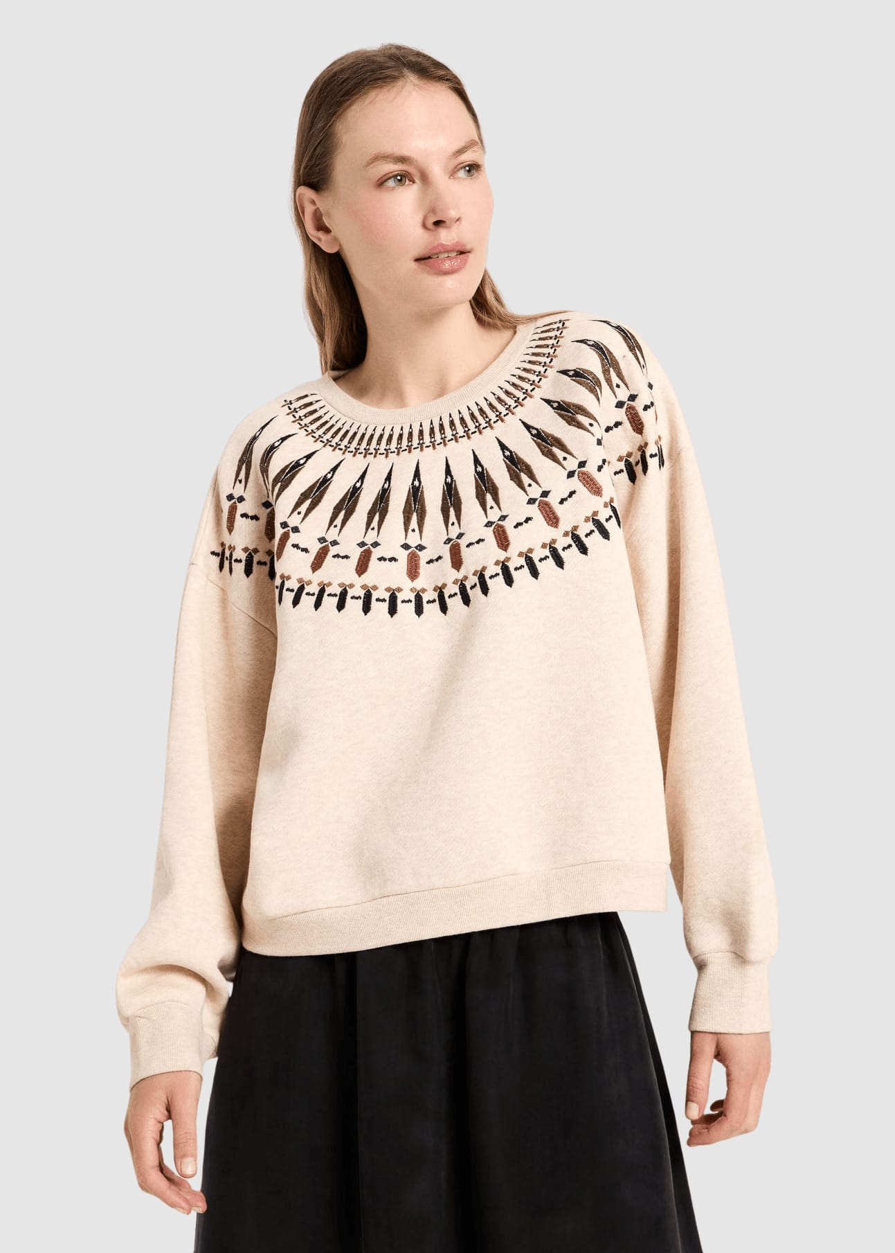 lanius-koeln-statementsweatshirt-creme-melange-brown-1.jpeg Statementsweatshirt Creme Melange/ Brown