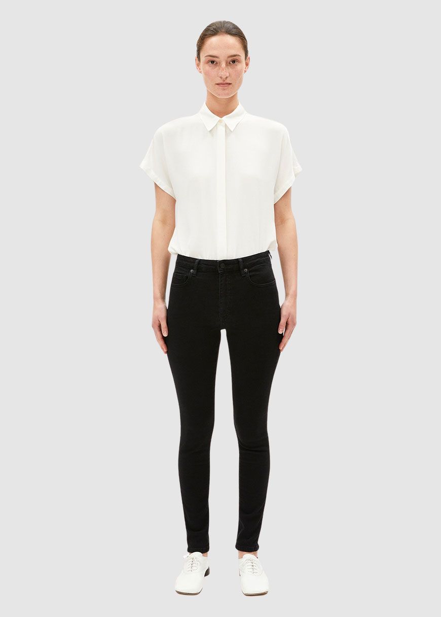 armedangels_tillaa_AW_25_AA_30007576_Rinse_Black_3_d1af24391e Tillaa
