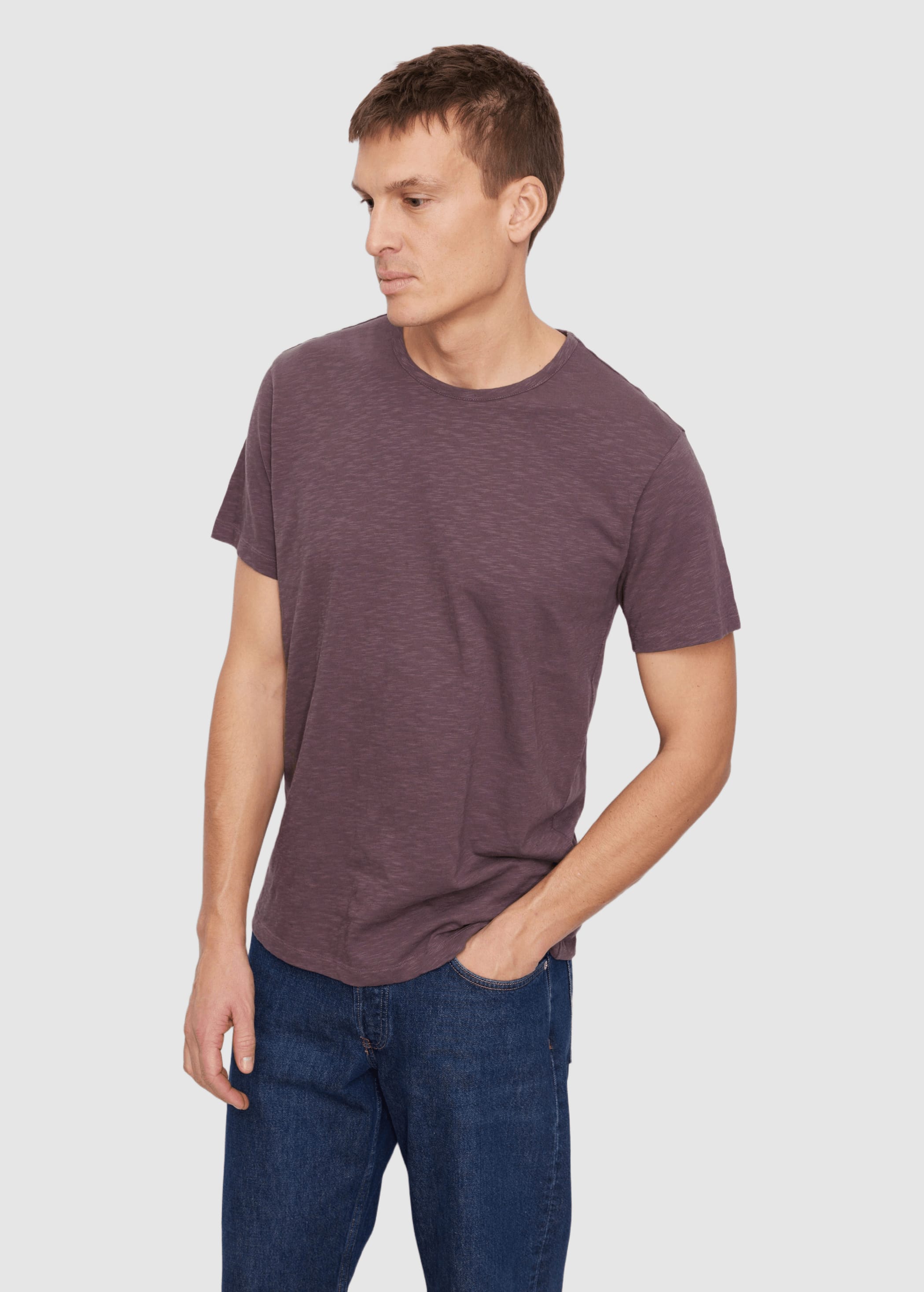 Bay Dark Grape