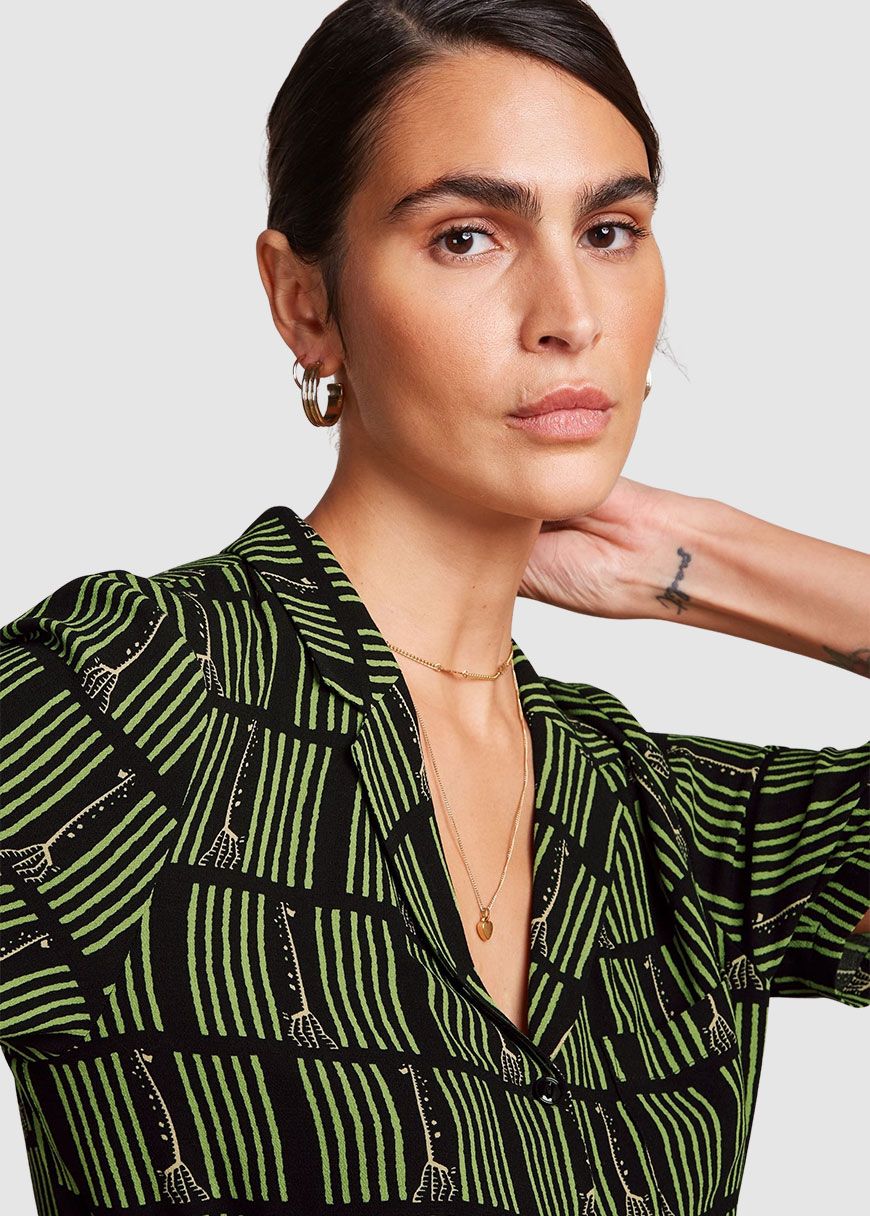 Bella Blouse Medina