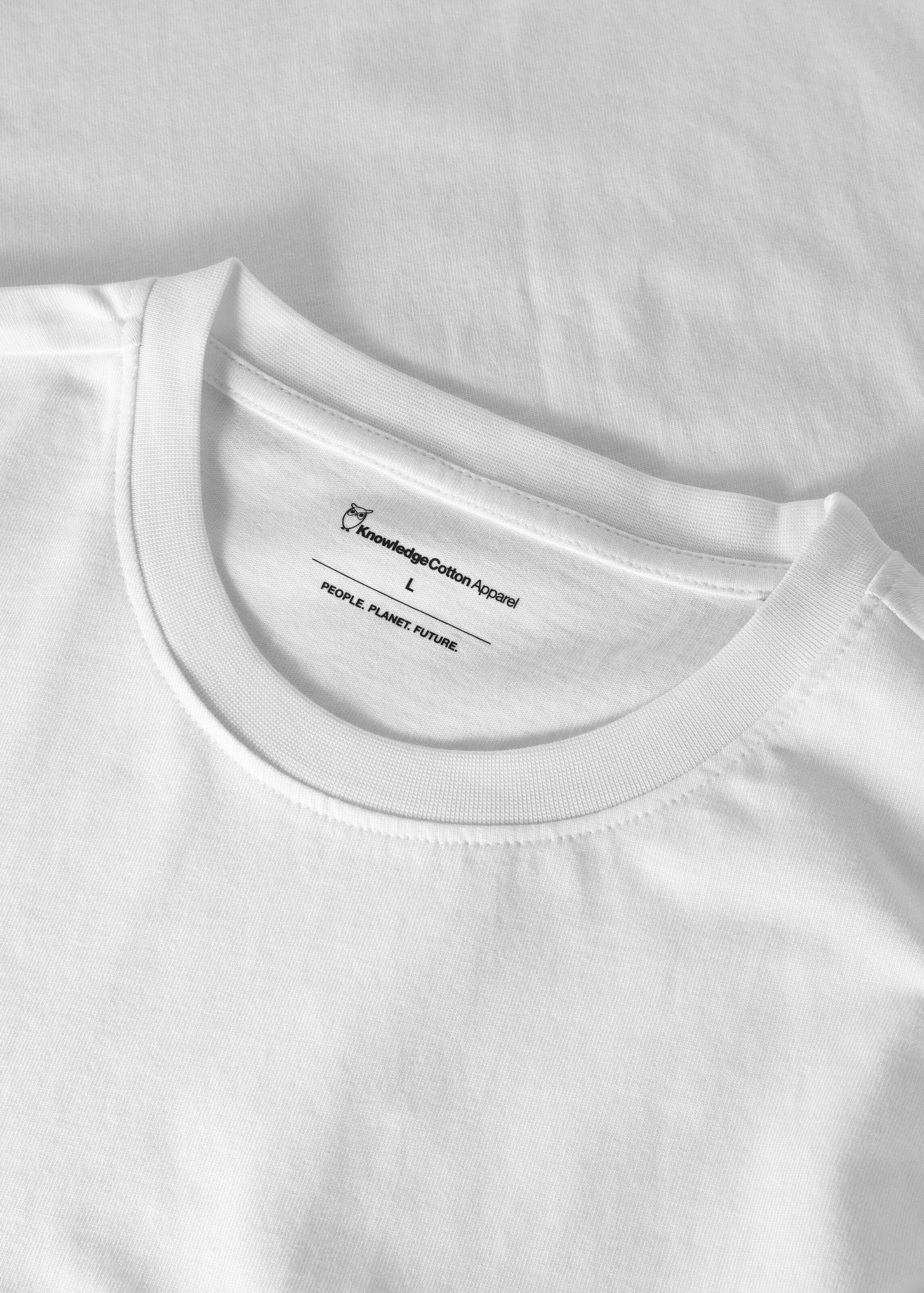 knowledge-cotton-apparel-basic-t-shirt-bright-white-3.jpeg Basic T-Shirt Bright White