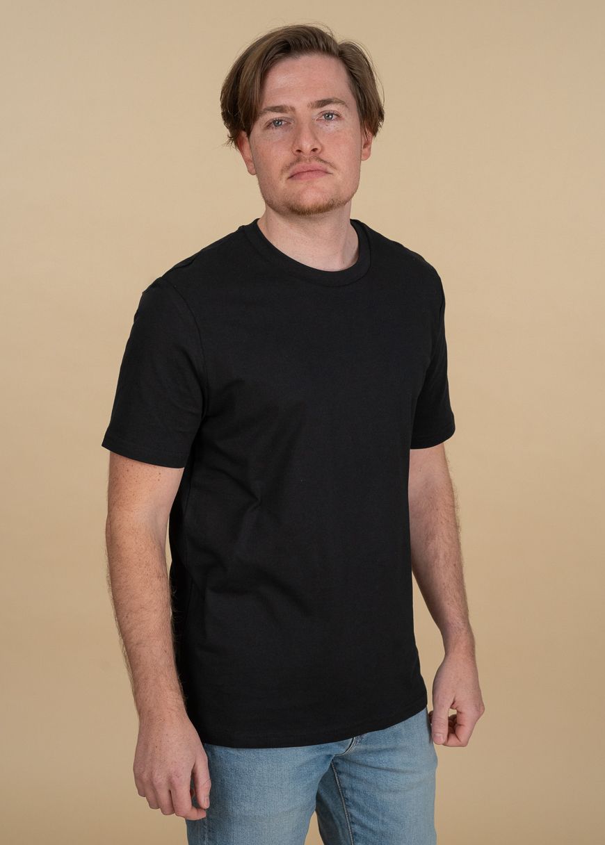 Classic T-Shirt Man Classic T-Shirt Man