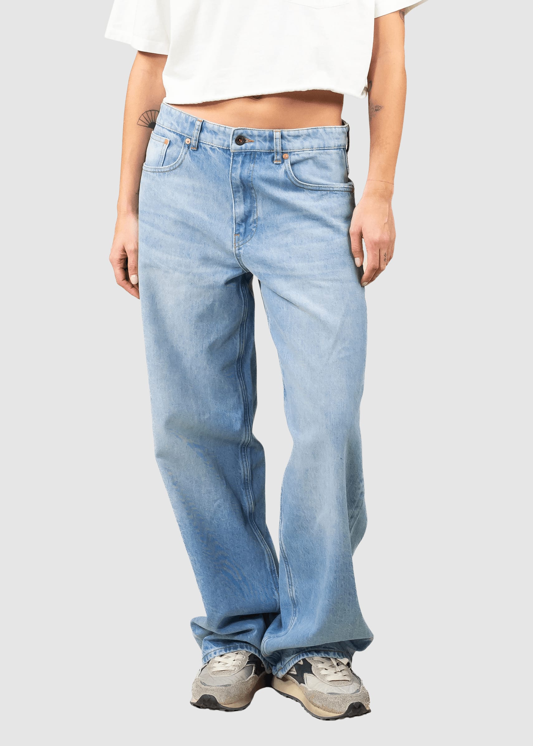 Ruby Relaxed Light Blue Ruby Relaxed Light Blue