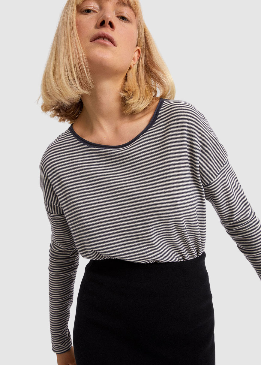 armedangels-ladaa-striped_AW21-AA-30003044-Indigo-Oatmilk_1 Ladaa Striped