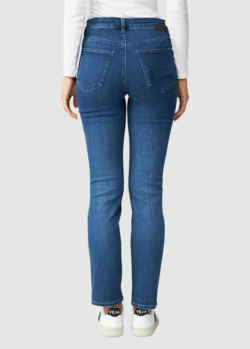 Stellar Slim Straight