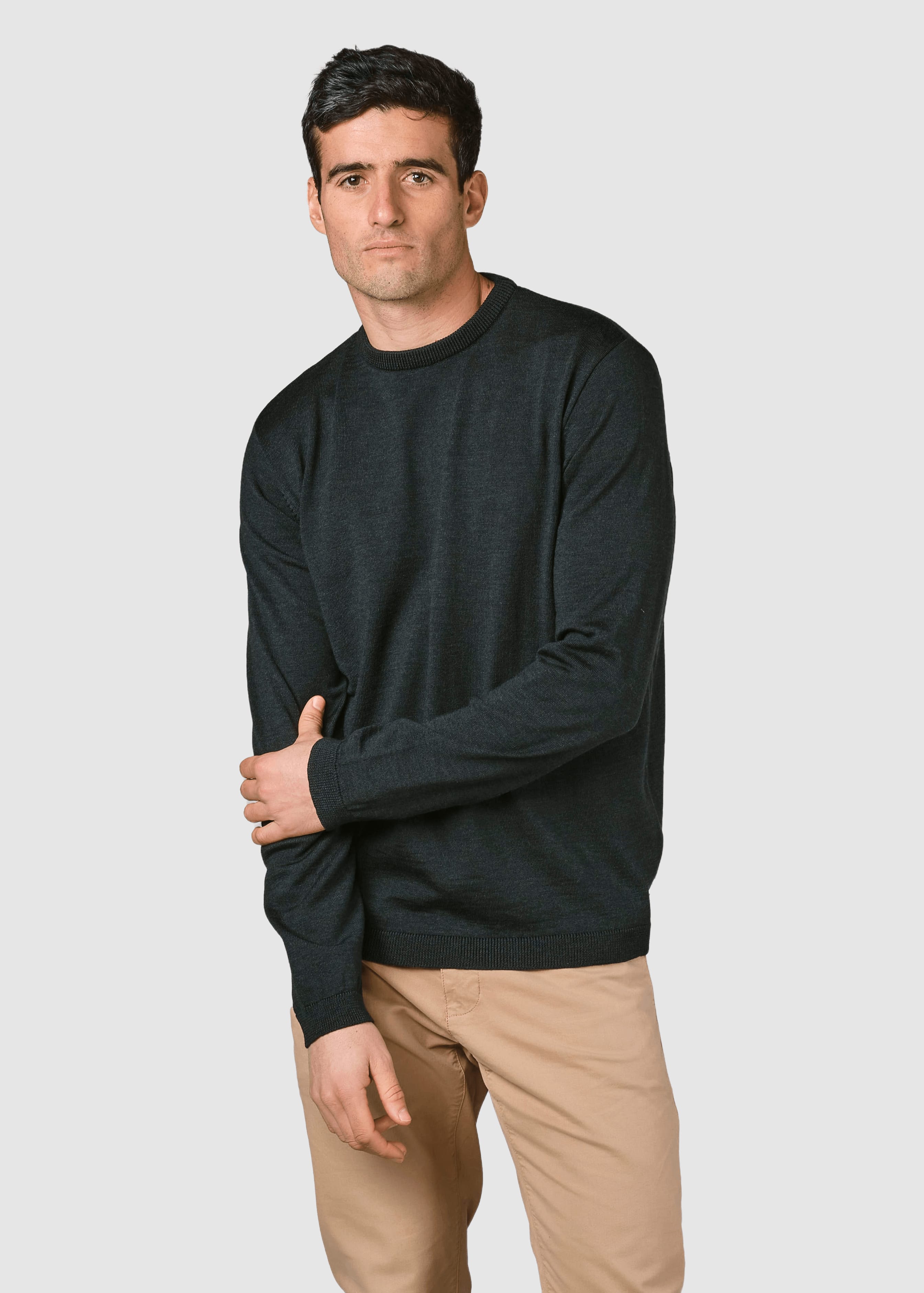 Mens Basic Merino Knit Olive