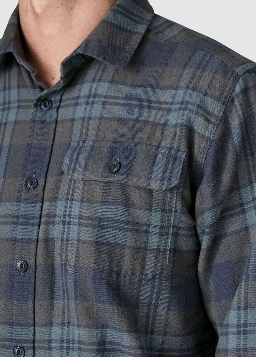 patagonia_m_s_l_s_lw_fjord_flannel_shirt_AW_25_PAT_42410_Paw_Smolder_Blue_6_be5cdb13d1 M's L/S LW Fjord Flannel Shirt