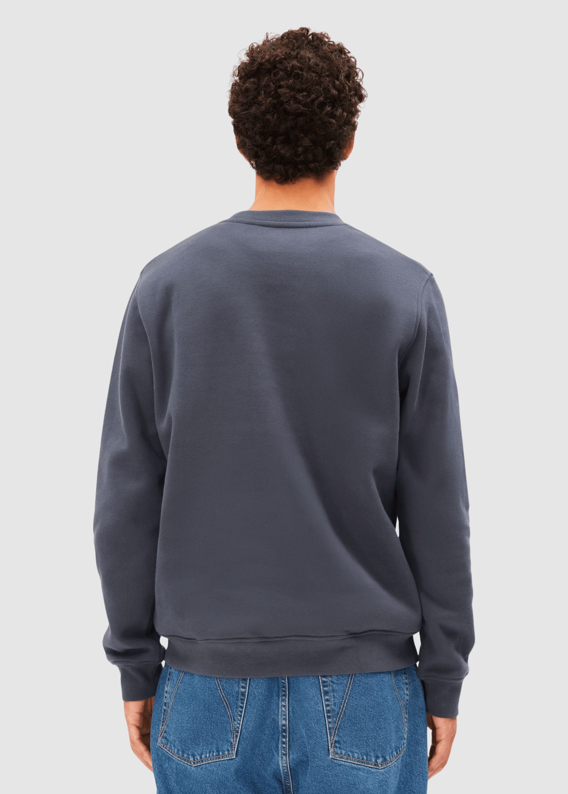 armedangels-baaro-fleece-sweatshirt-moonshadow-2.jpeg Baaro Fleece Sweatshirt Moonshadow