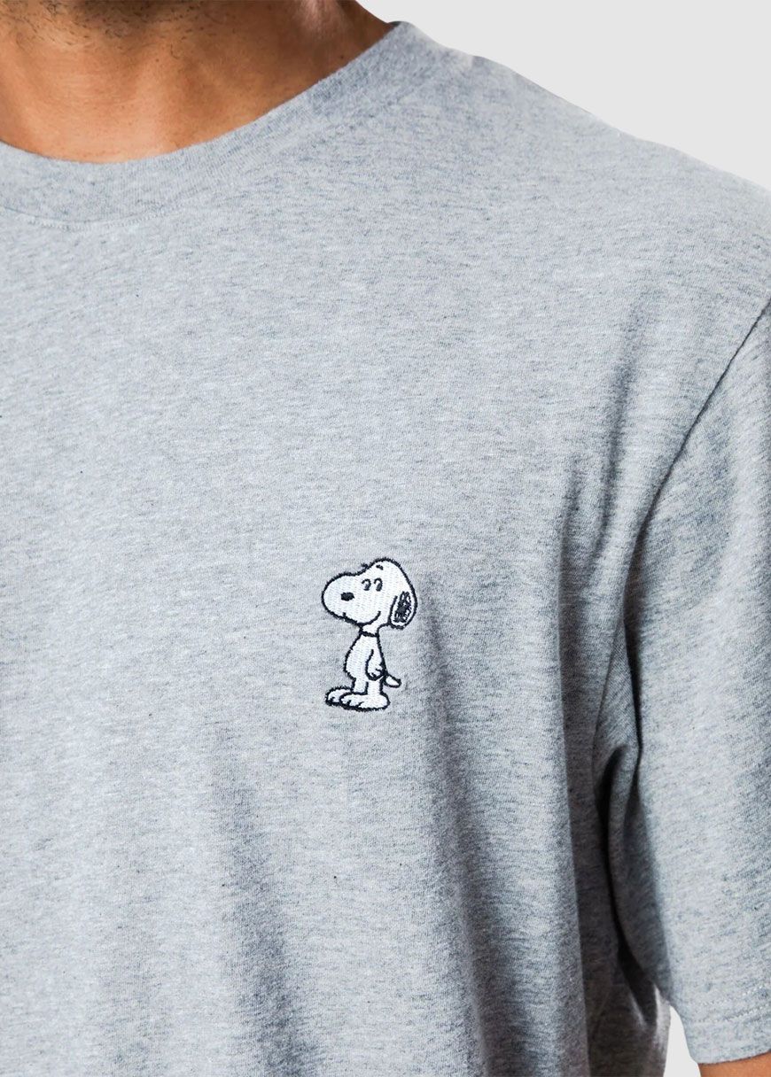 brava_peanuts_snoopy_patch_t_shirt_AW_25_BRA_3771_Grey_Melange_5_0b773f9869 Peanuts Snoopy Patch T-Shirt