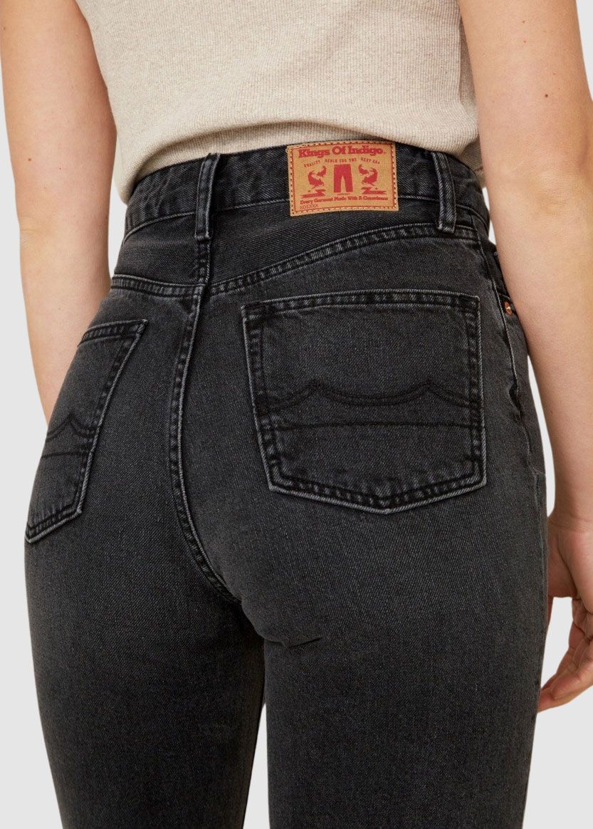 Liora Cropped Liora Cropped
