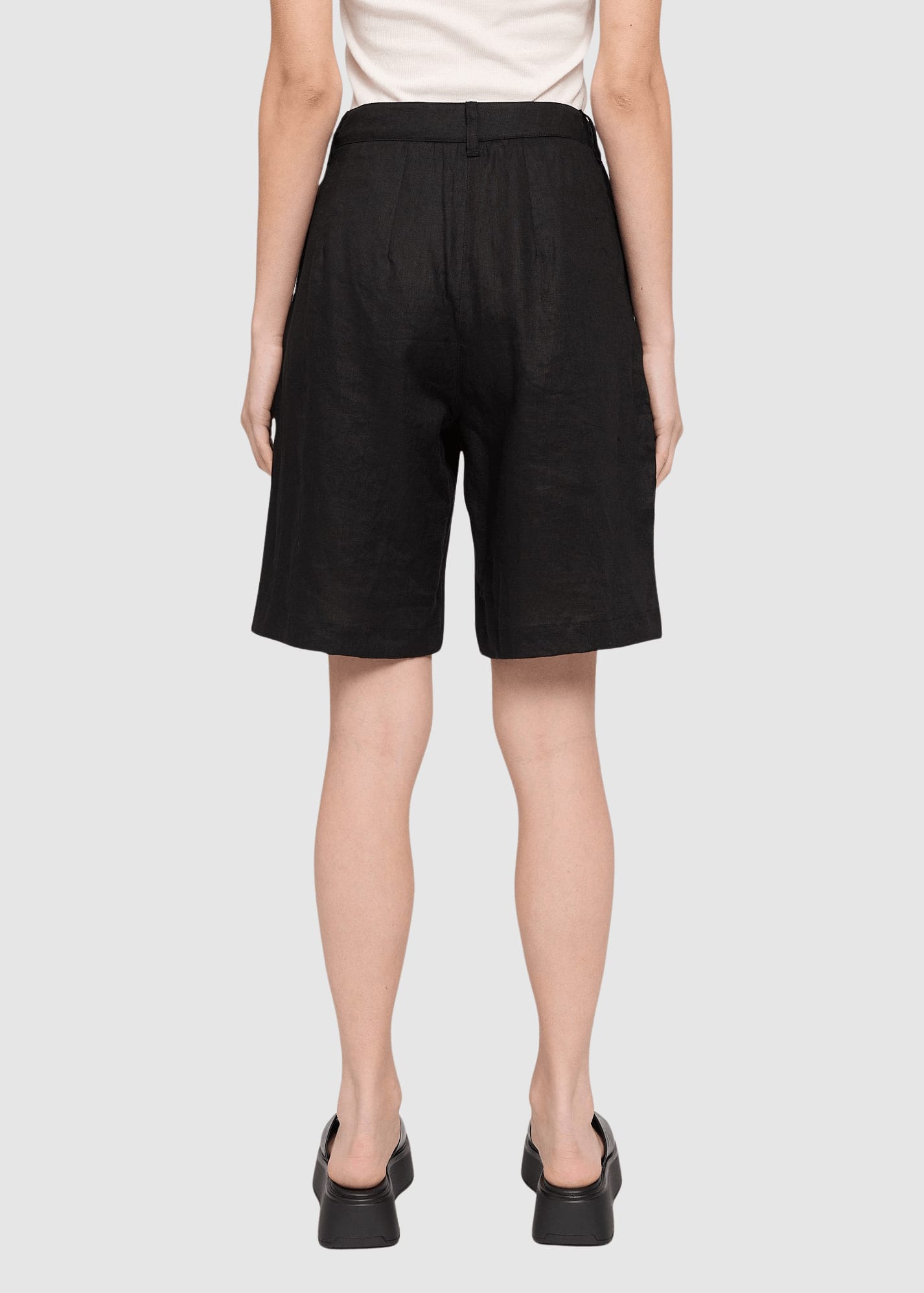 Linen Bermuda Shorts Black