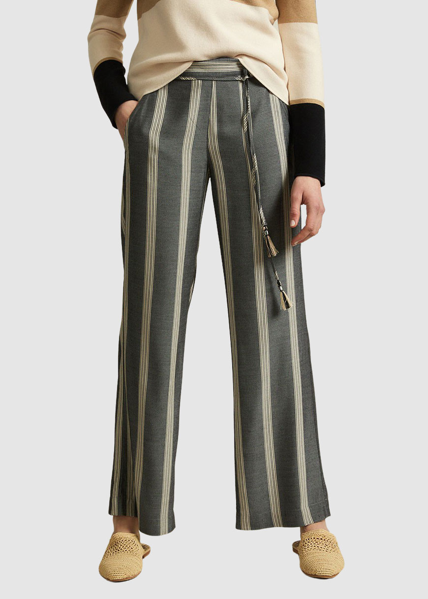 Marlenehose mit Streifen Marlenehose mit Streifen