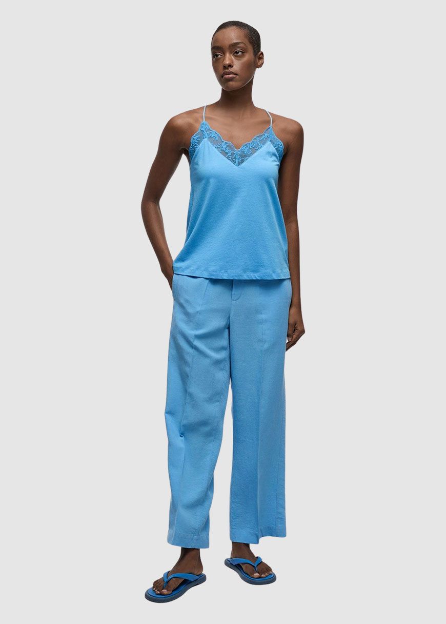 Top mit Spitze Top mit Spitze