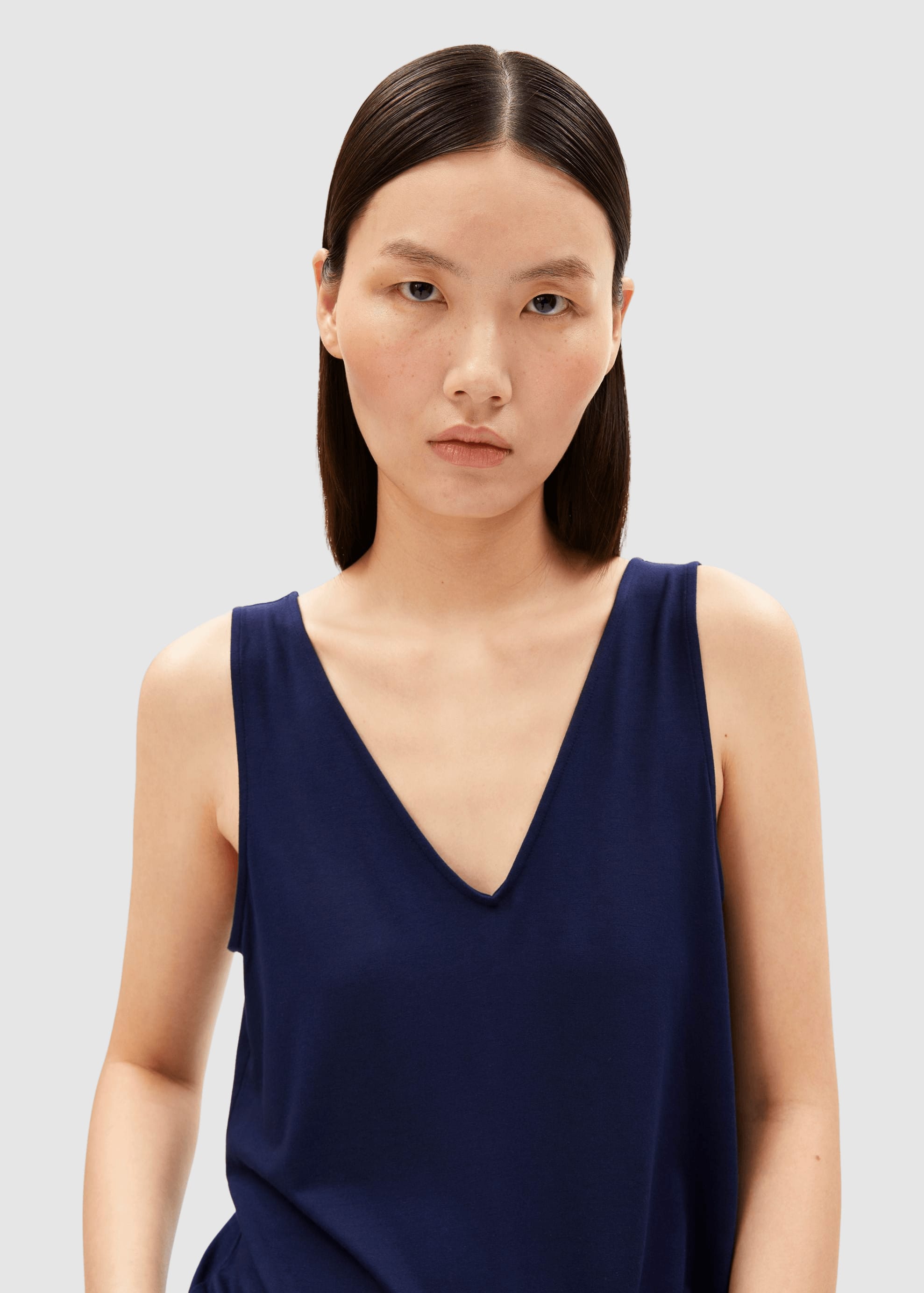 V-Neck Jersey Top Tinted Navy