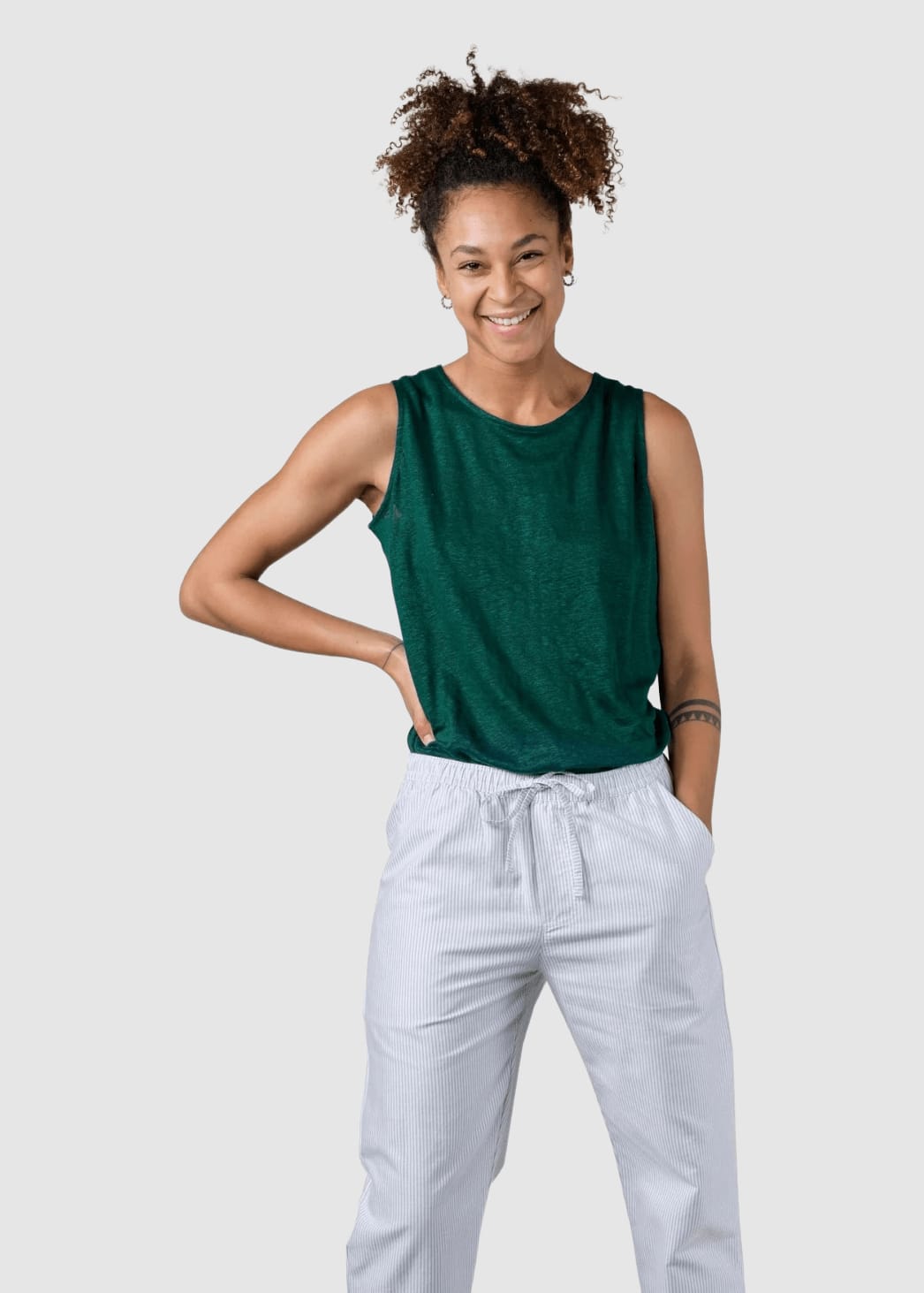 klitm-ller-collective-dee-tank-top-moss-green-1.jpeg Dee Tank Top Moss Green