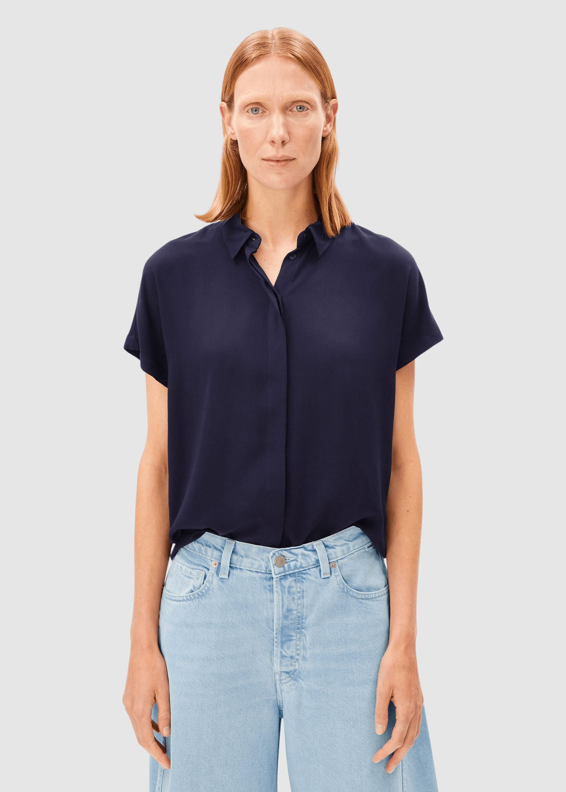 Larisaana Blouse Tinted Navy Larisaana Blouse Tinted Navy