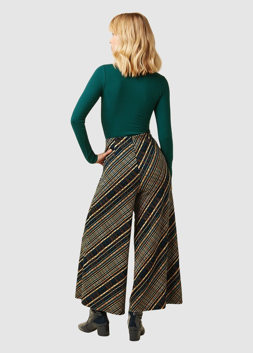 ie_rollneck_top_uni_rib_AW_25_KL_08331_Spruced_Green_3_1f9502e17e Rollneck Top Uni Rib