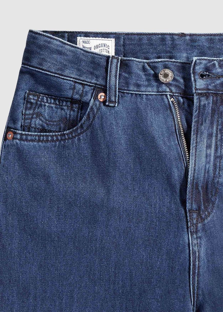 kings_of_indigo_leila_SS_25_KOI_K111101117_Alex_Dark_Worn_6_2f9fb693bb Leila