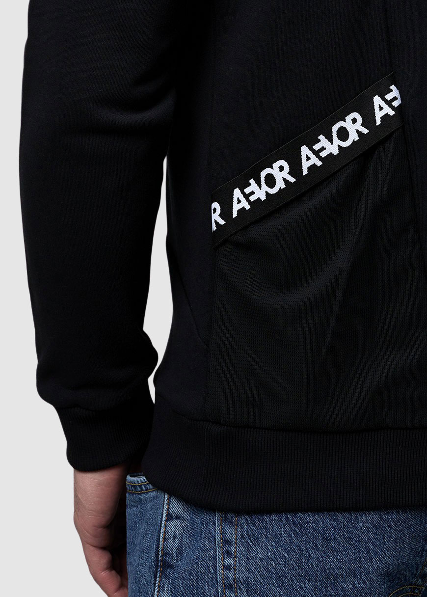 Pocket Sweater Pocket Sweater