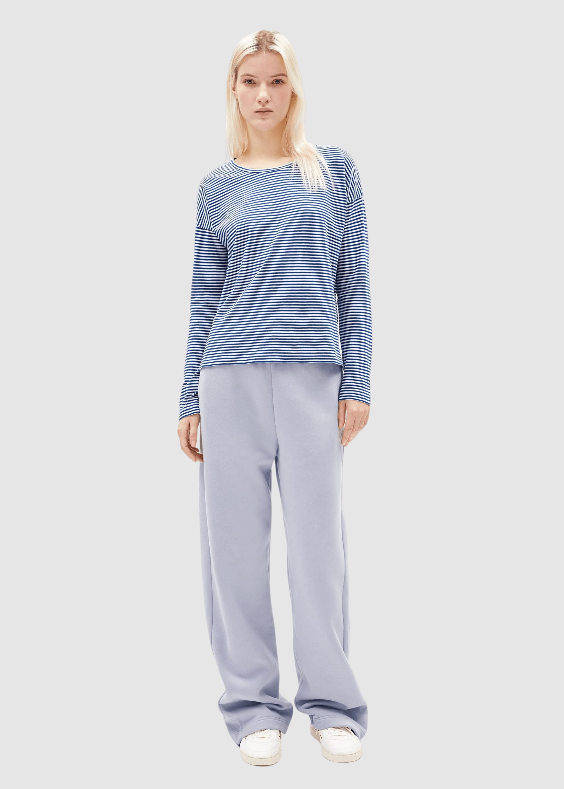 Xianaa Stripe Longsleeve Oatmilk-Dynamo Blue Xianaa Stripe Longsleeve Oatmilk-Dynamo Blue