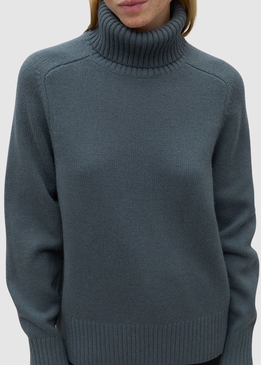 Caquialf Knit Woman Caquialf Knit Woman