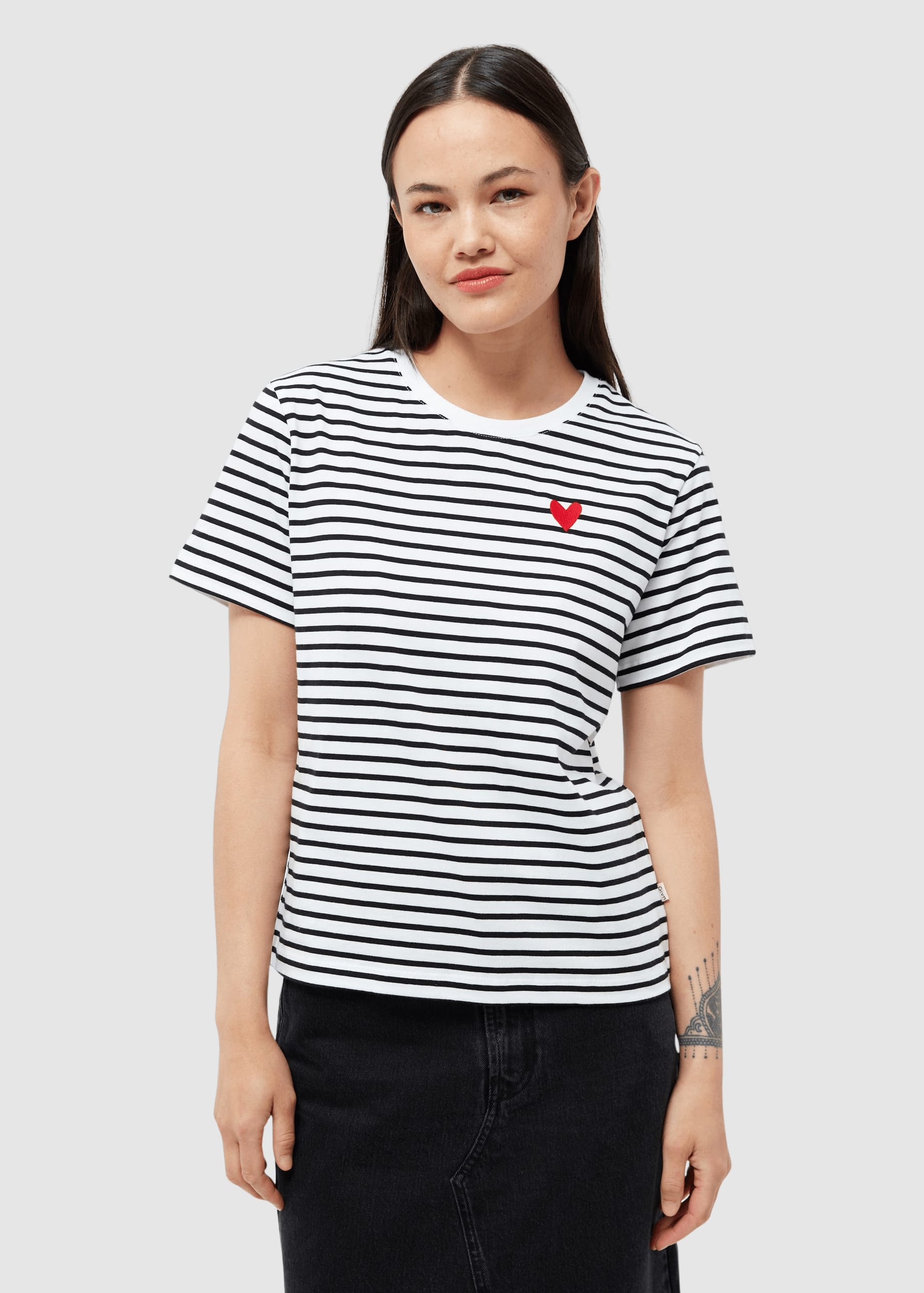 Gbjulia Heart Black White Gbjulia Heart Black White
