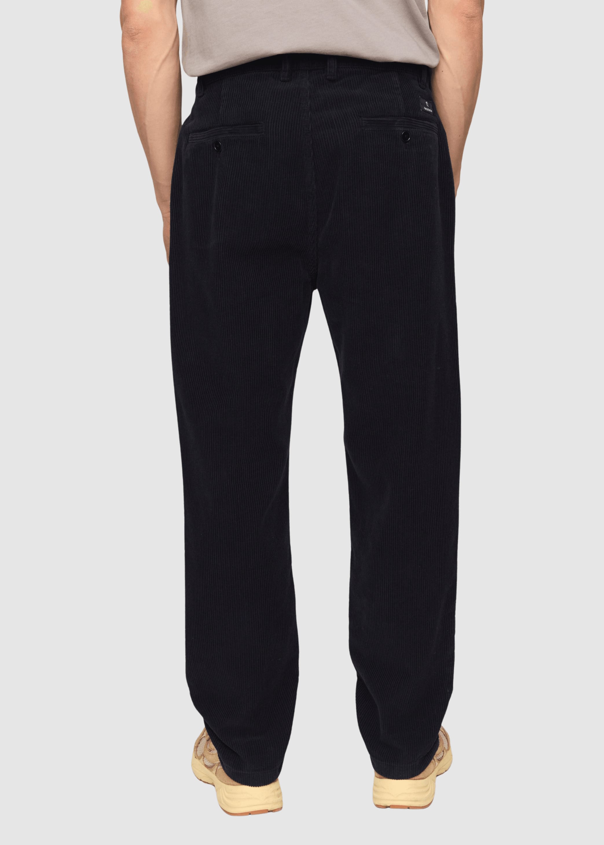 recolution-oak-corduroy-dark-navy-2.jpeg Oak Corduroy Dark Navy