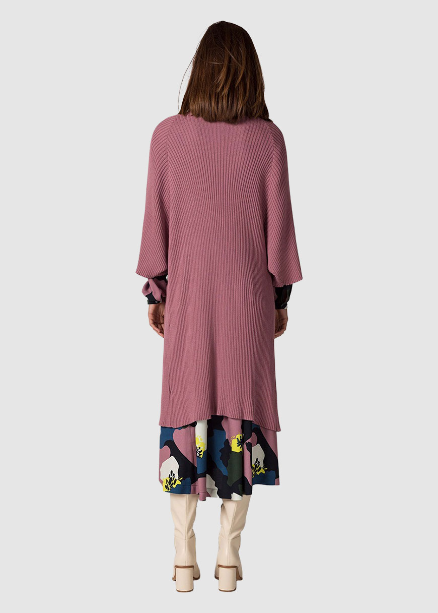 Iyame Sweater Iyame Sweater