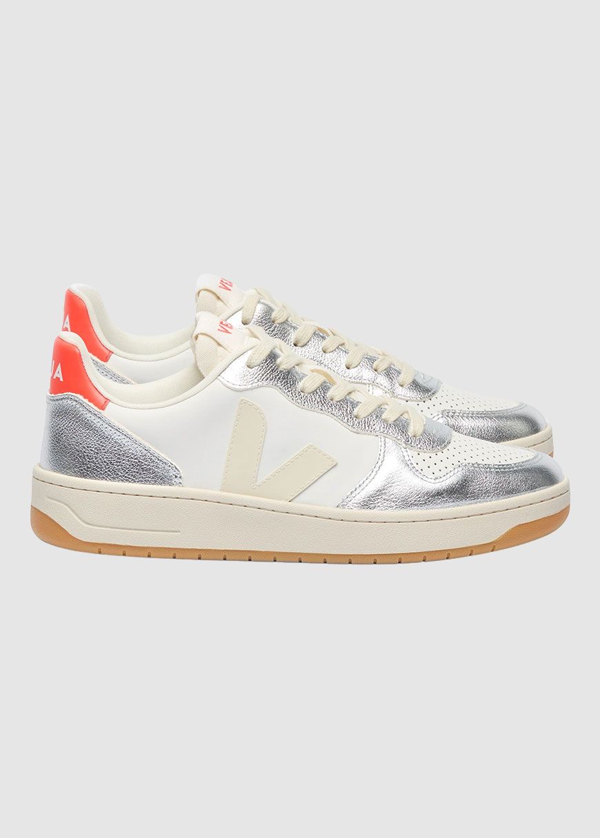 veja_w_v_10_prime_leather_AW_25_VJ_VI_0220867_A_White_Pierre_Silver_1_1d29390e61 W' V-10 Prime Leather