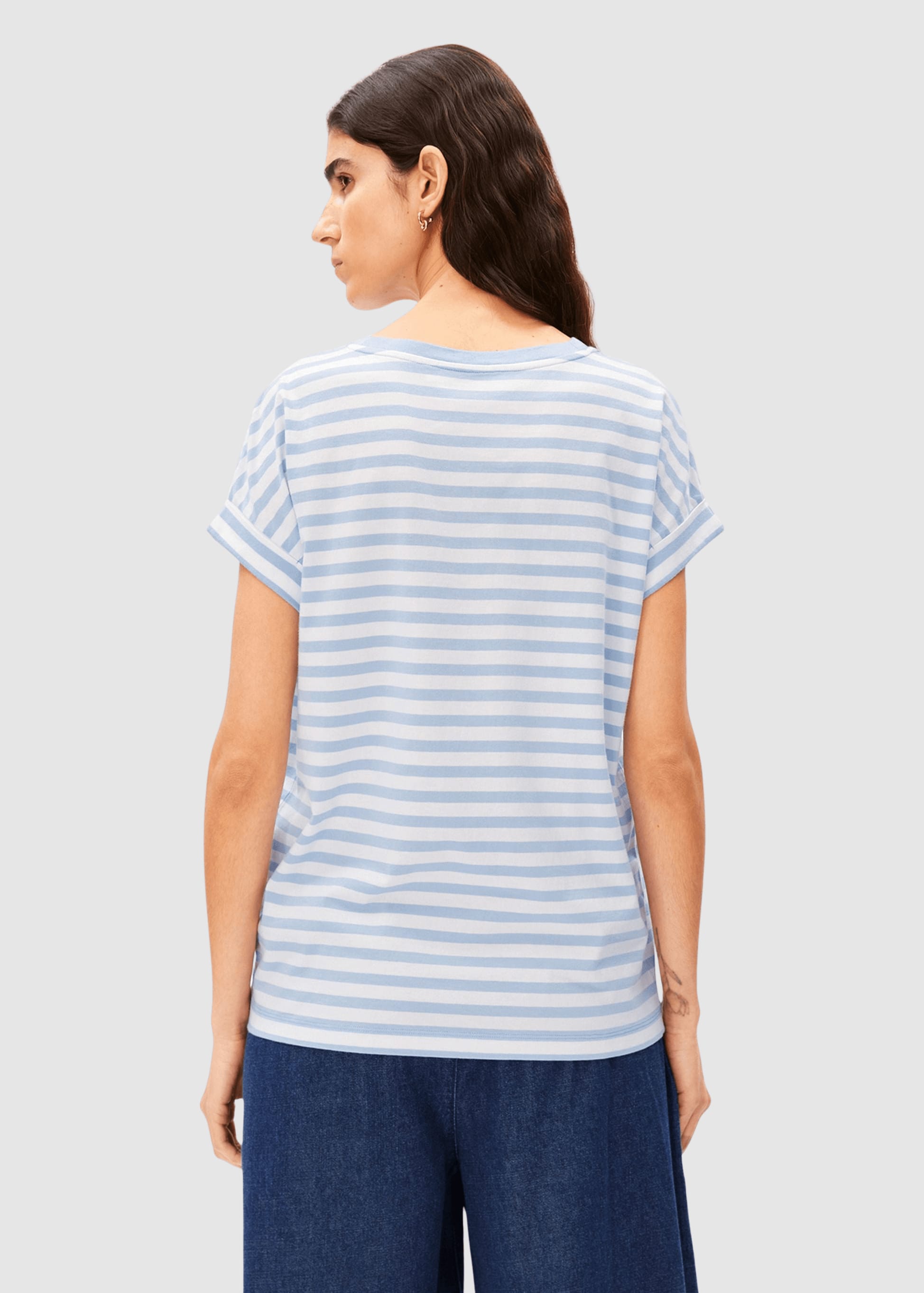 Idaara Stripe T-Shirt White Soft Blue