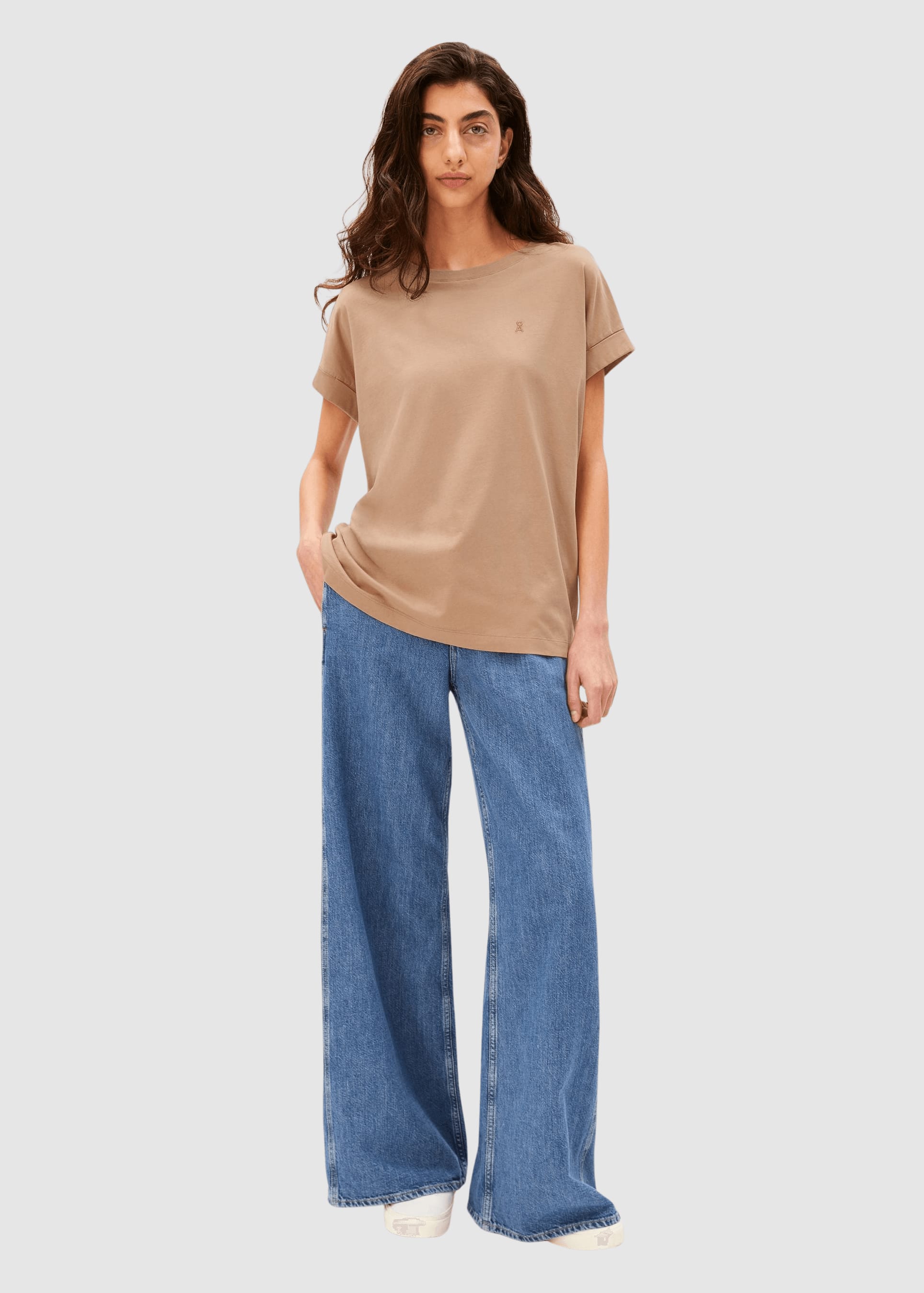 Idaara T-Shirt True Camel Idaara T-Shirt True Camel
