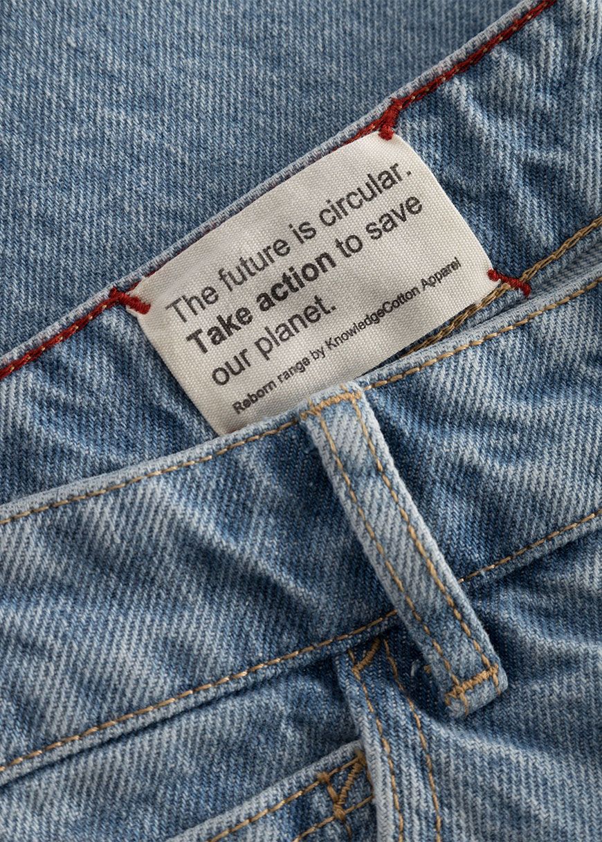 Reborn 5-Pocket Bleached Short Reborn 5-Pocket Bleached Short