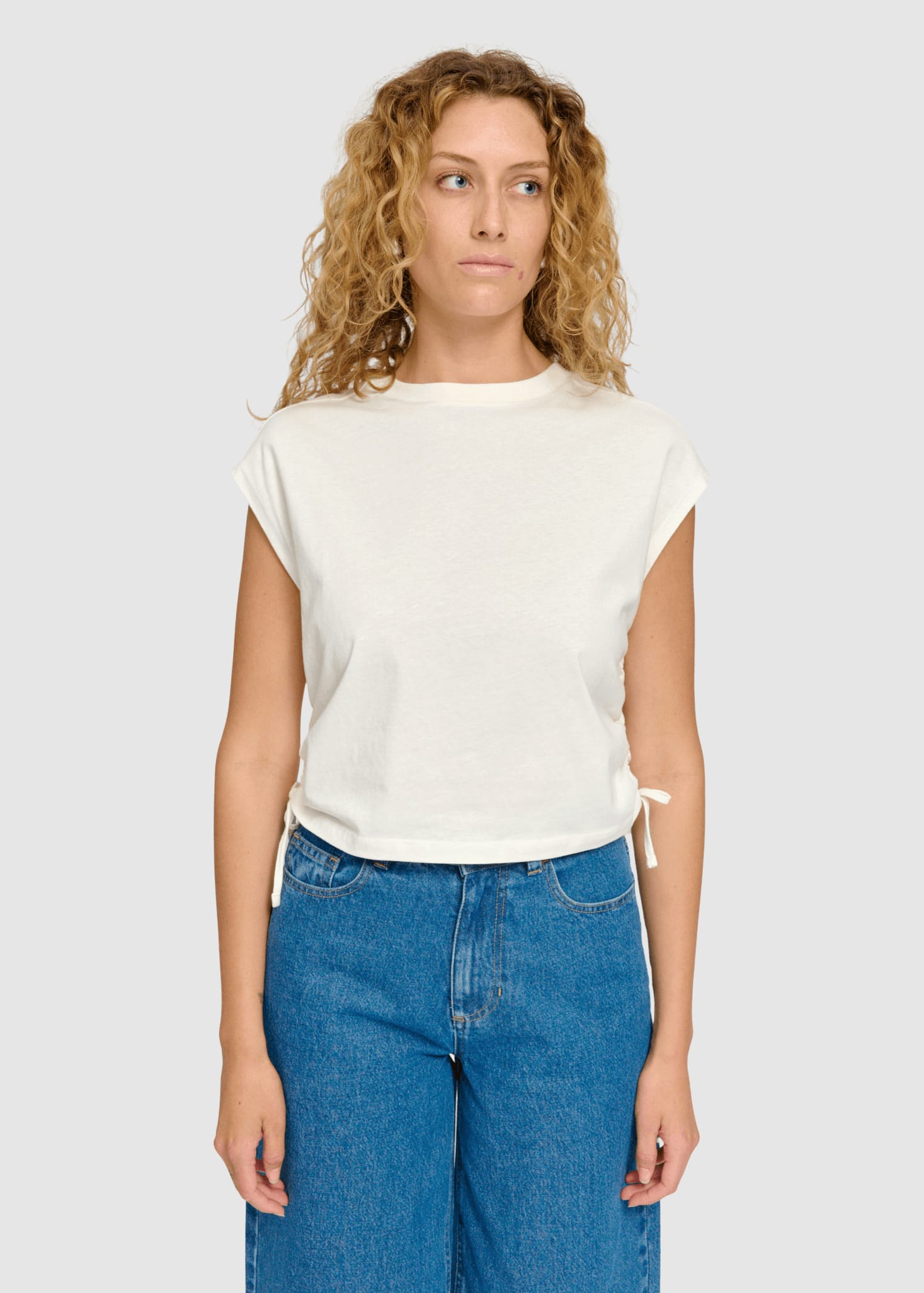 Tie Detail T-Shirt Offwhite