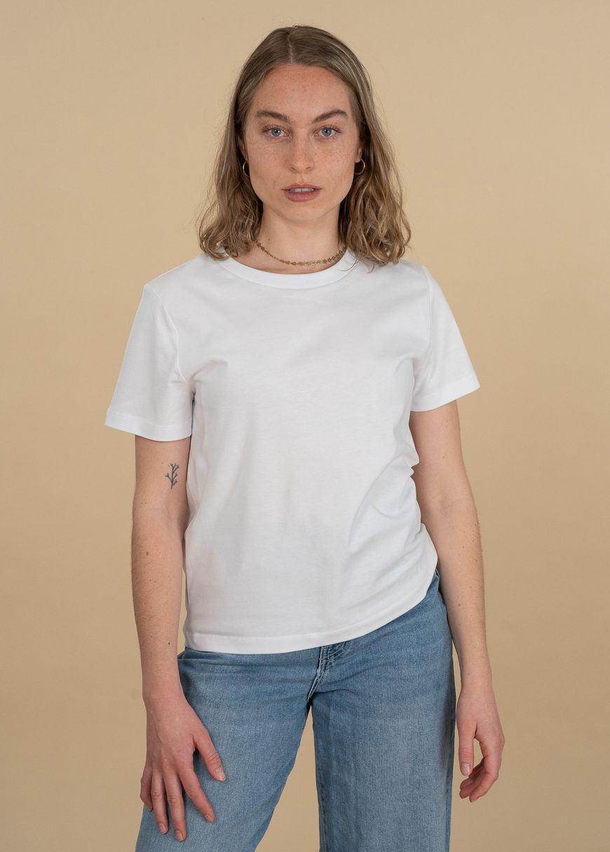 Classic T-Shirt Woman Classic T-Shirt Woman