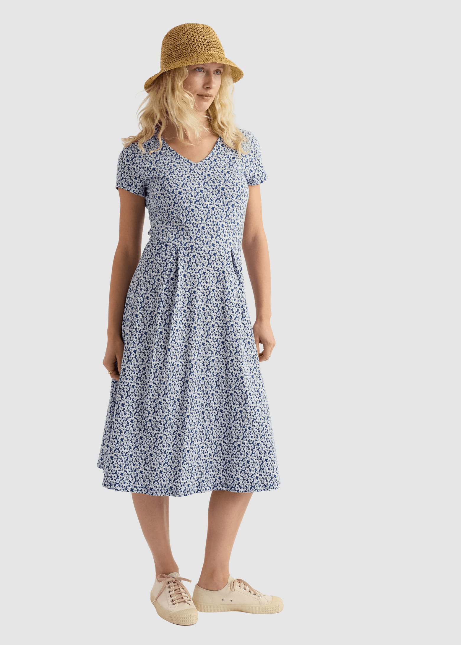 Pier View Dress Bunched Cornflowers Dark Voyage Pier View Dress Bunched Cornflowers Dark Voyage