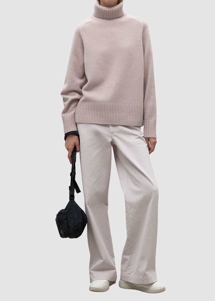 Caquialf Knit Woman Caquialf Knit Woman