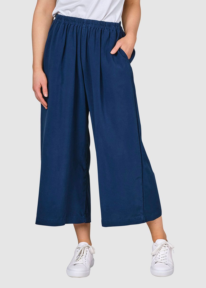 Leonora Pant Leonora Pant