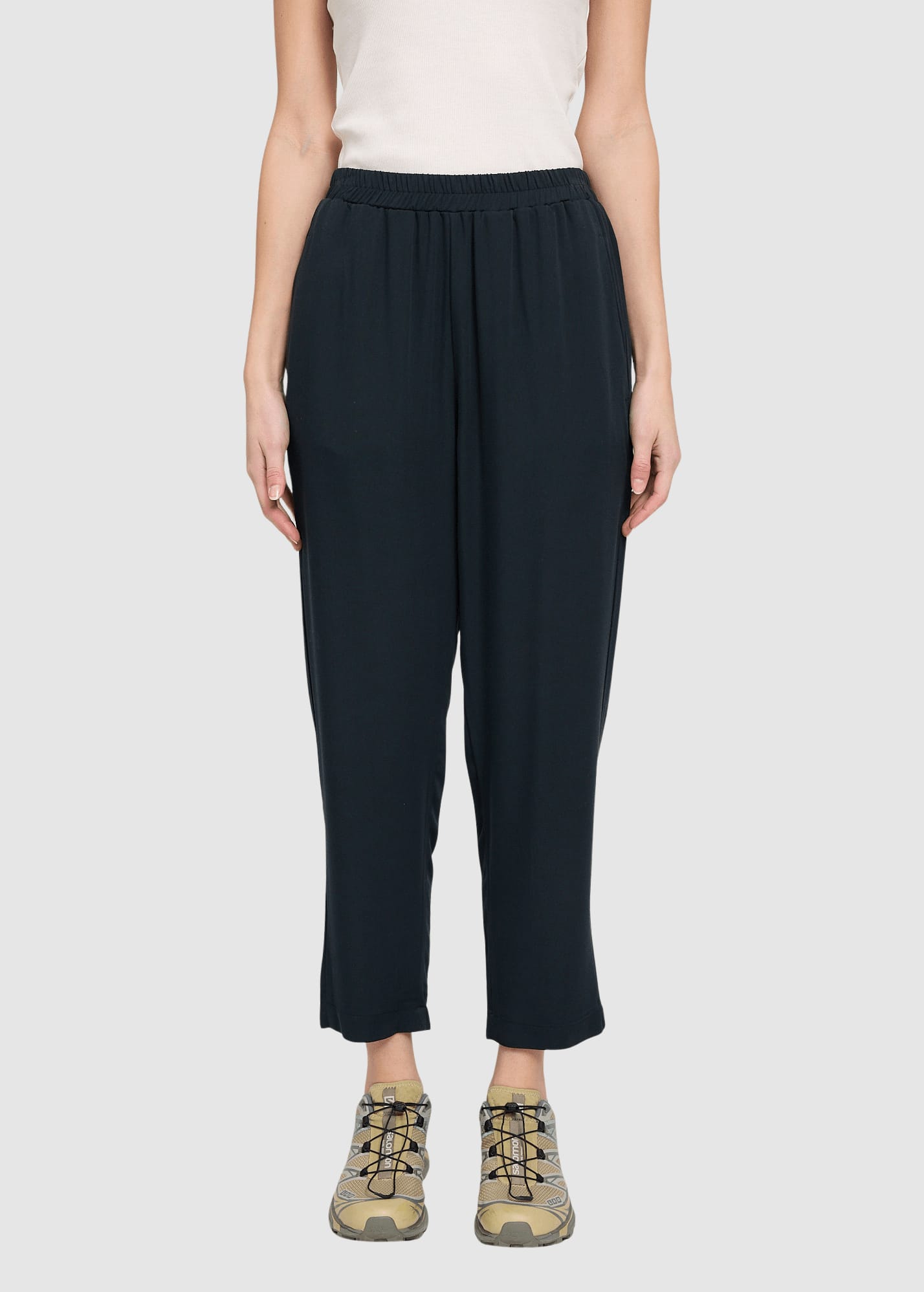 Straight Leg Viscose Pants Black Straight Leg Viscose Pants Black