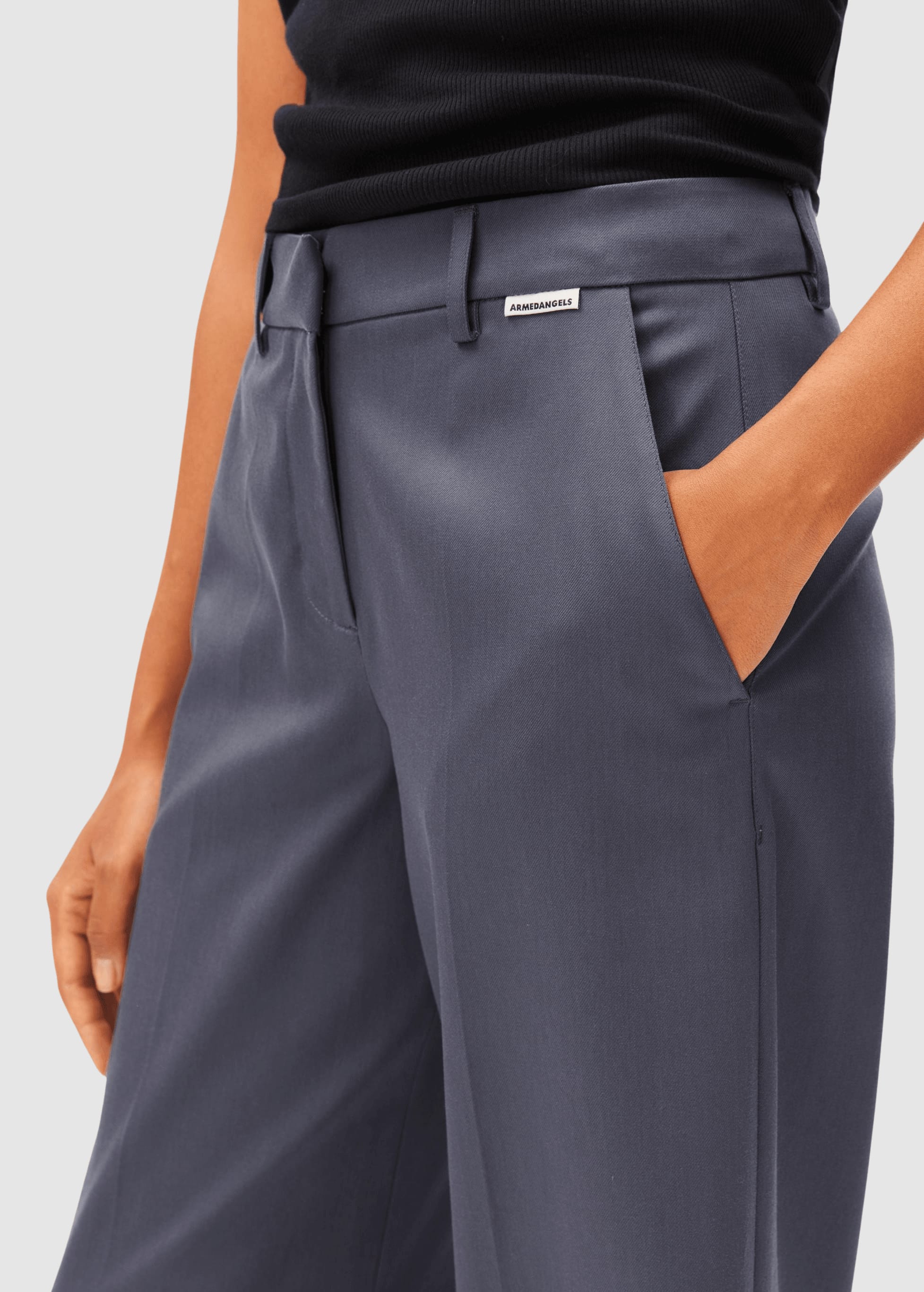 armedangels-leandraa-pant-moonshadow-3.jpeg Leandraa Pant Moonshadow