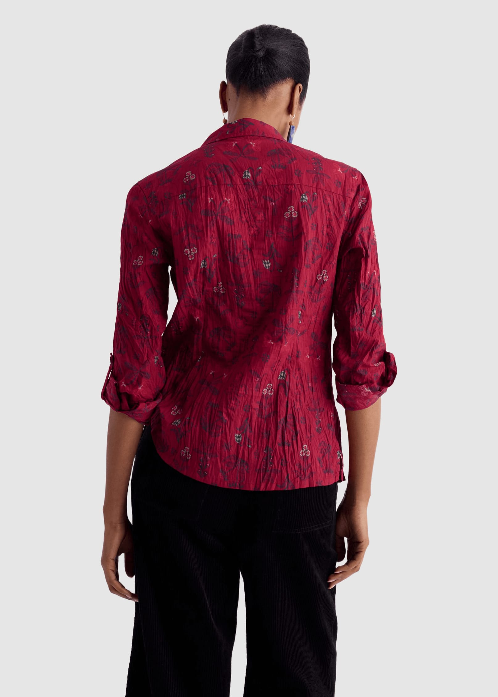 seasalt-cornwall-larissa-shirt-tapestry-flowers-dahlia-2.jpeg Larissa Shirt Tapestry Flowers Dahlia