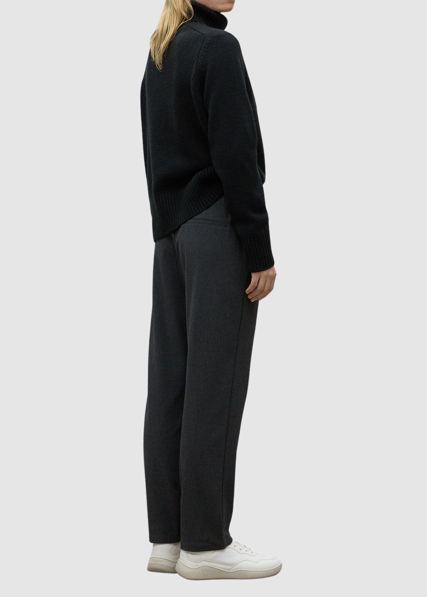 Gayaalf Pants Woman