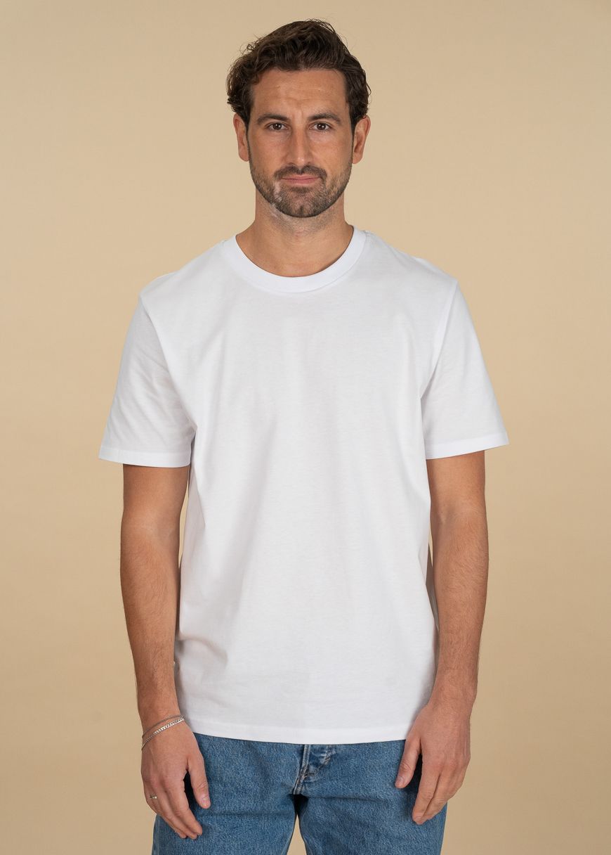 Classic T-Shirt Man Classic T-Shirt Man