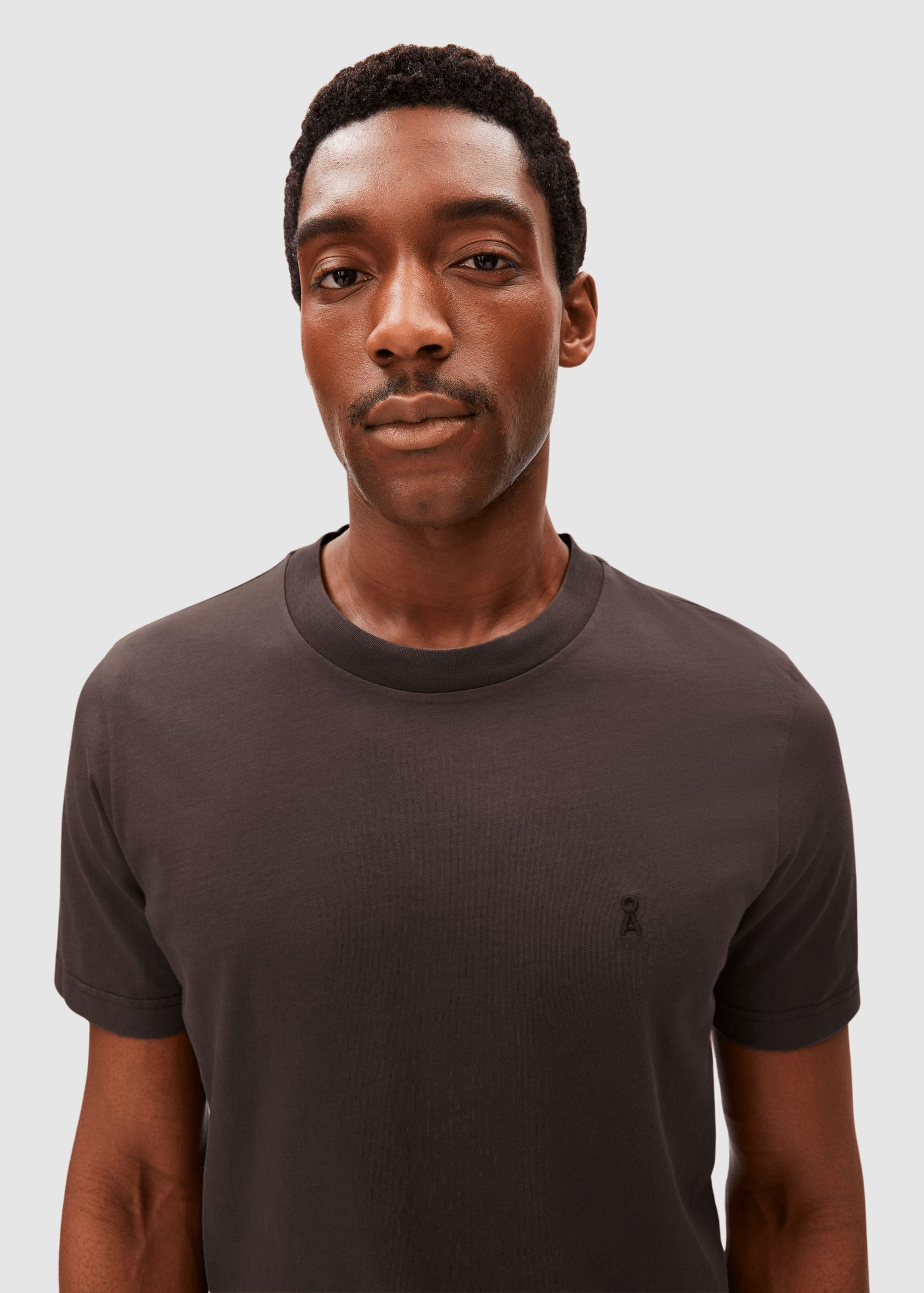 armedangels-jaames-t-shirt-claystone-3.jpeg Jaames T-Shirt Claystone