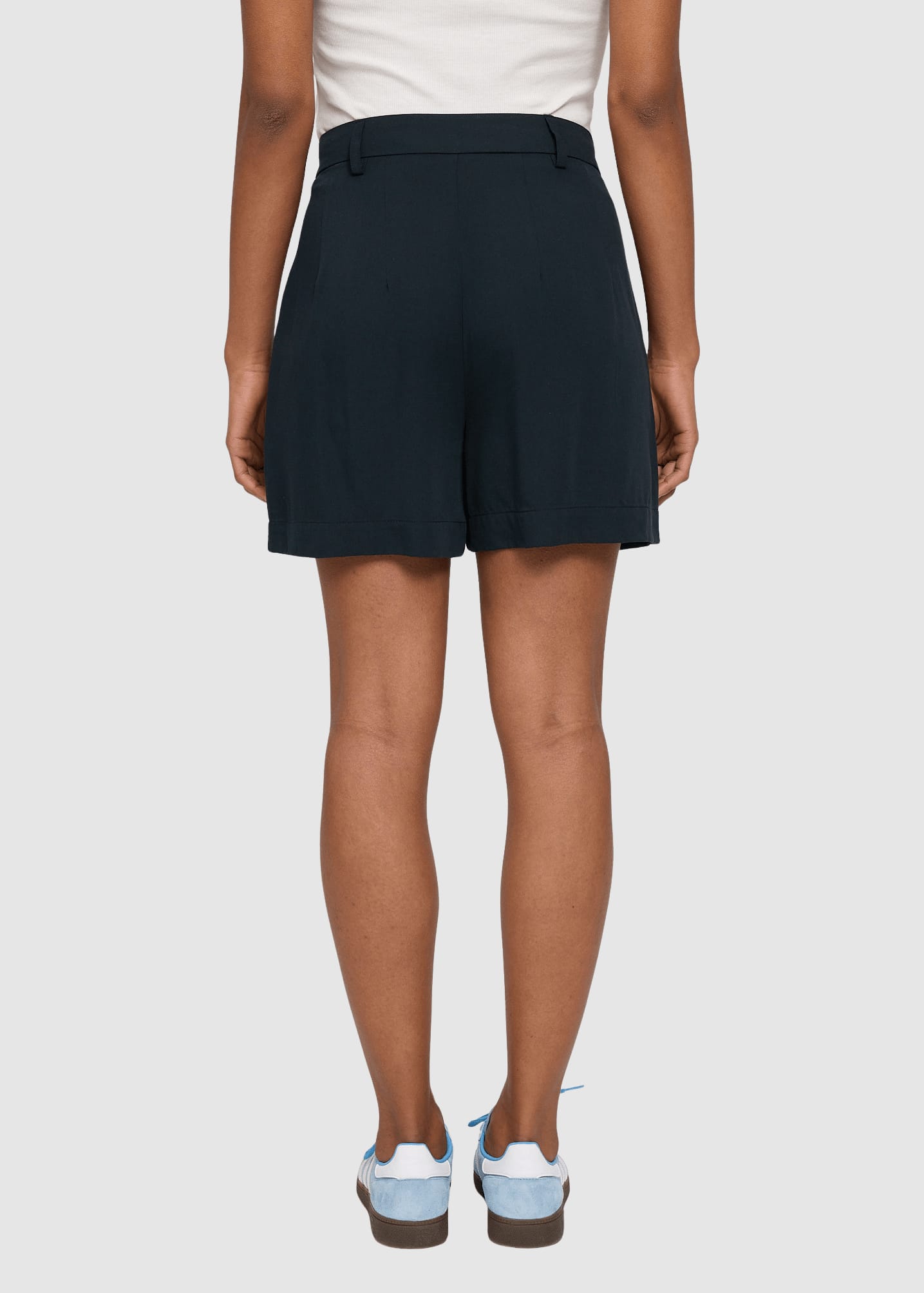 Pleated Viscose Shorts Black