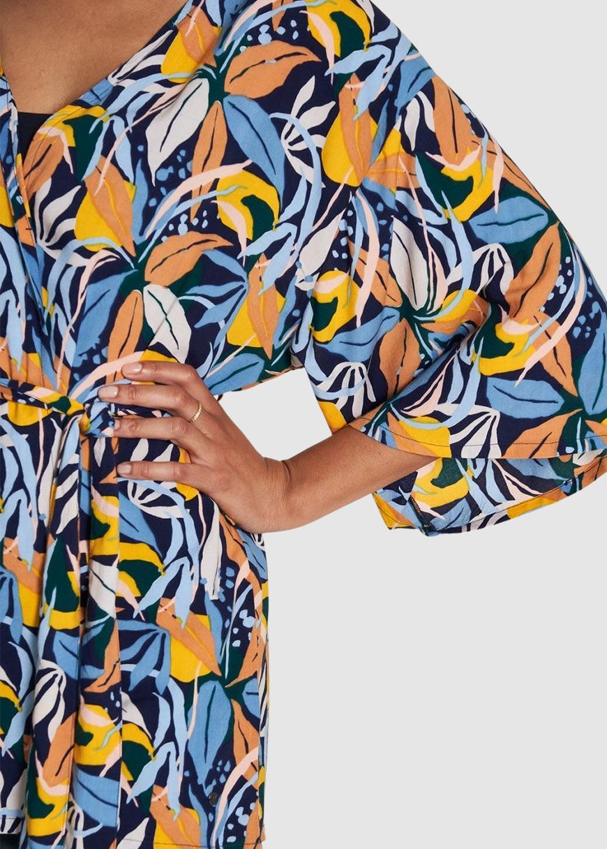 Kimono aus EcoVero Viskose Kimono aus EcoVero Viskose