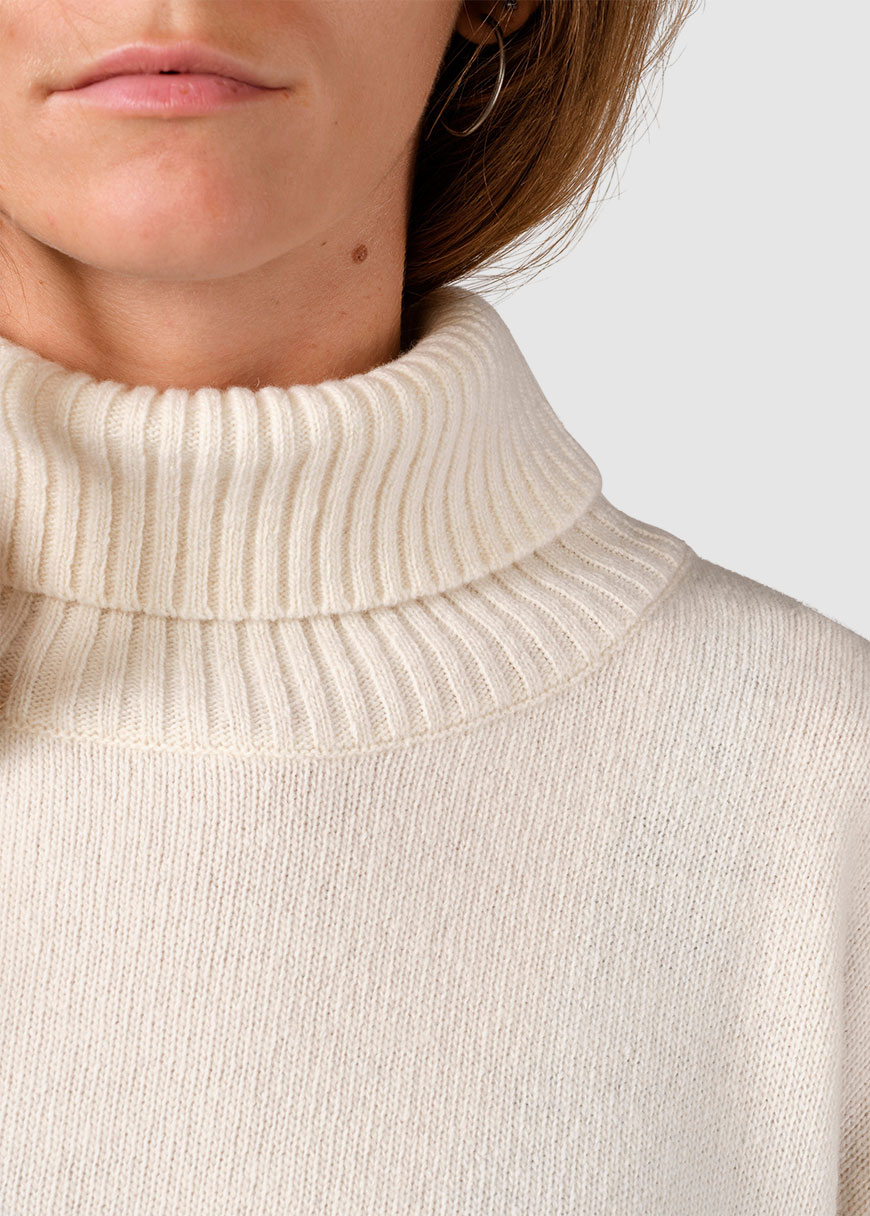 Alba Knit Poncho Alba Knit Poncho