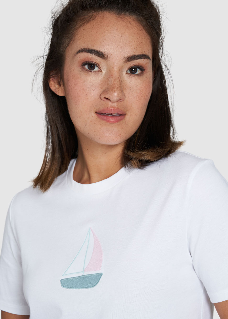 Classic T-Shirt Sailingboat