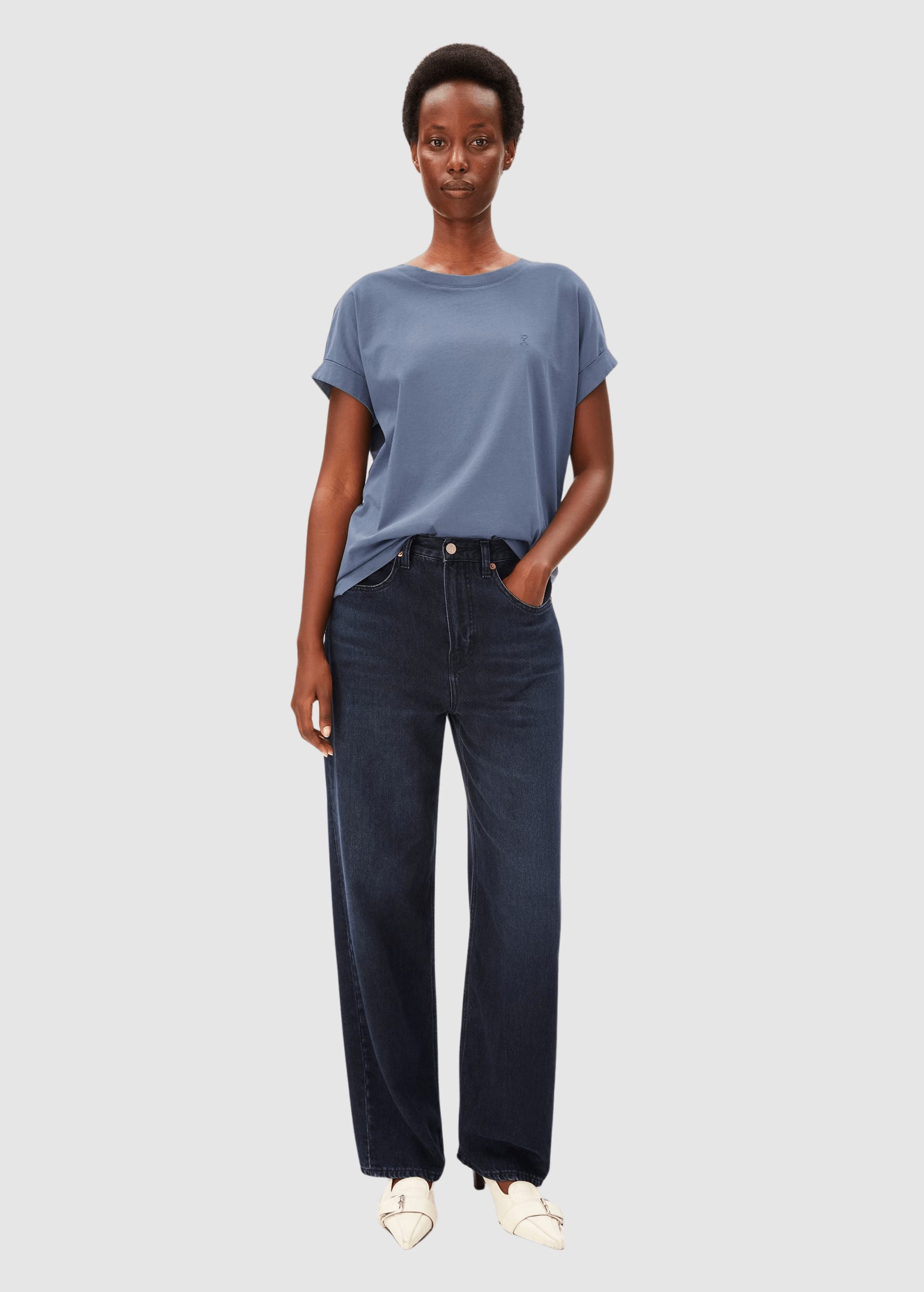 Idaara T-Shirt Dusty Moon