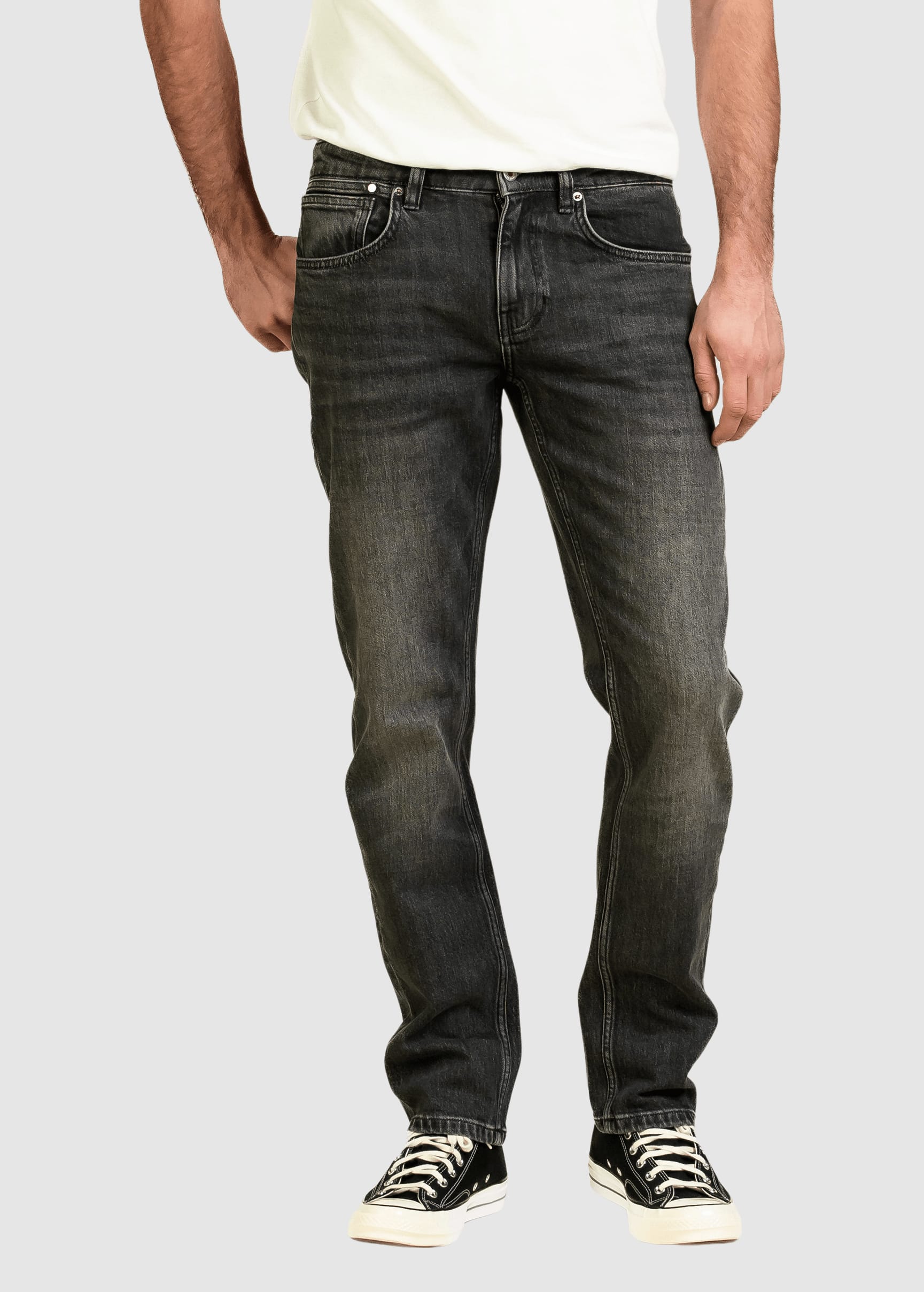 kuyichi-nick-straight-moon-black-1.jpeg Nick Straight Moon Black