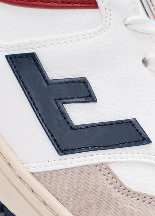 Retro 90's Sneaker Retro 90's Sneaker